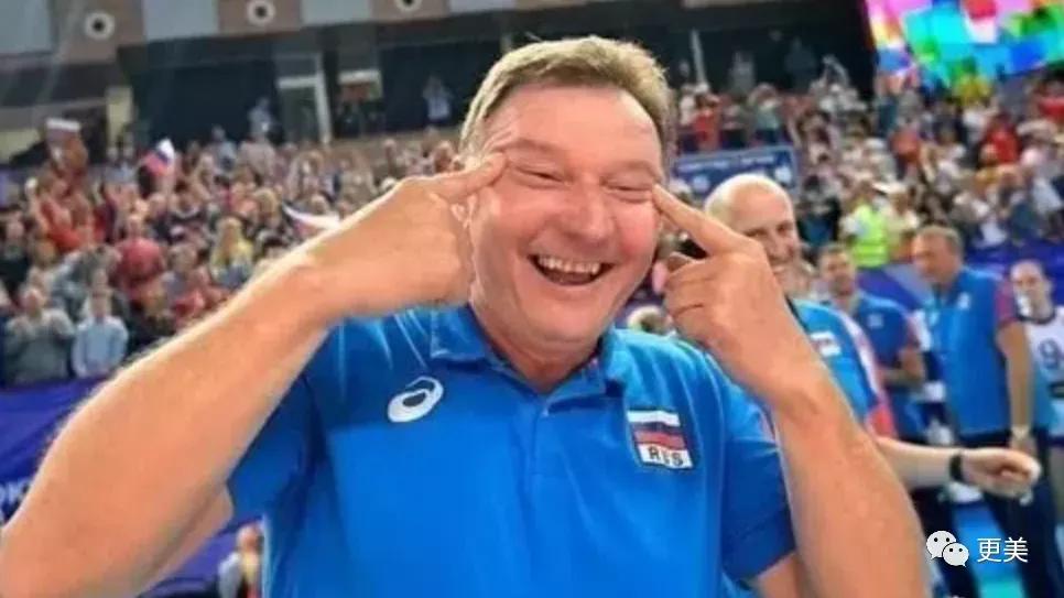 眯眯眼审美战再升级，到底谁在辱华？