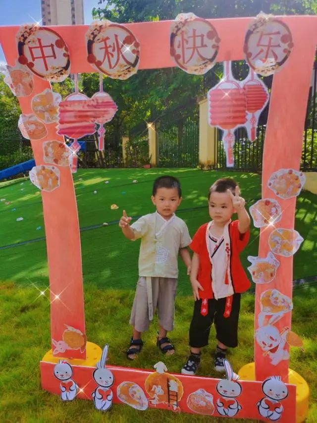 心怀皓月，致敬师恩，百仁幼儿园中秋节教师节双节主题系列活动