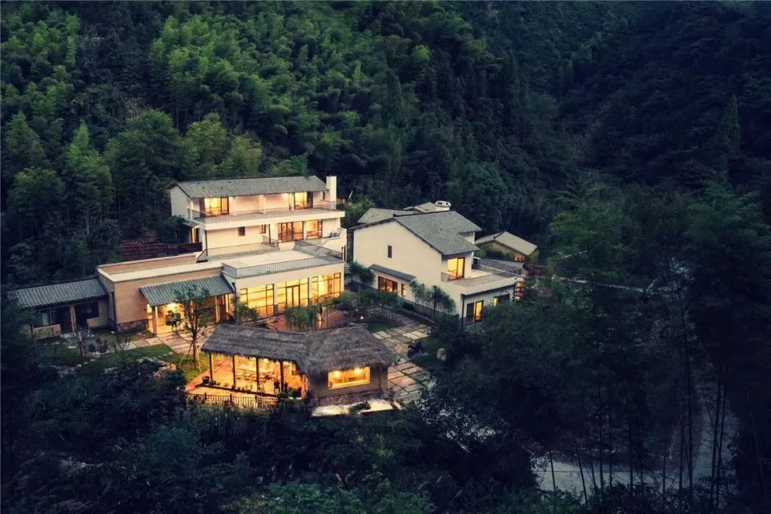 杭州出发2h,睡进千岛湖畔6家美宿，避开人群赏湖景山色丨南方民宿