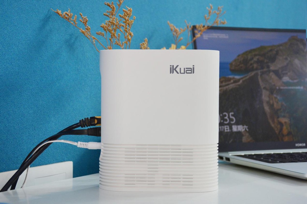 企业级路由爱快IK-Q3000实测，高效WiFi6办公，轻松管理远程数据