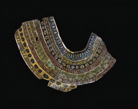 最早的玻璃是怎么被发现的,玻璃是什么时候传入古希腊