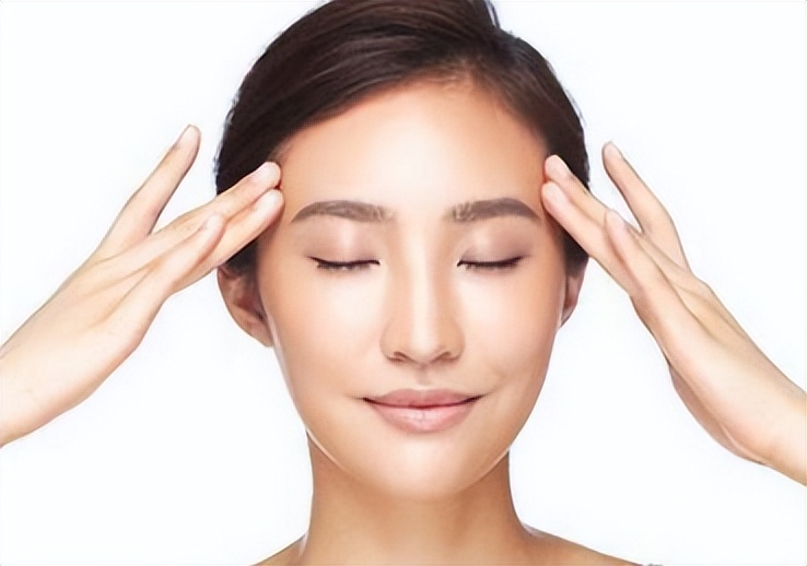 解决鱼尾纹最好的办法,教你一招如何淡化鱼尾纹