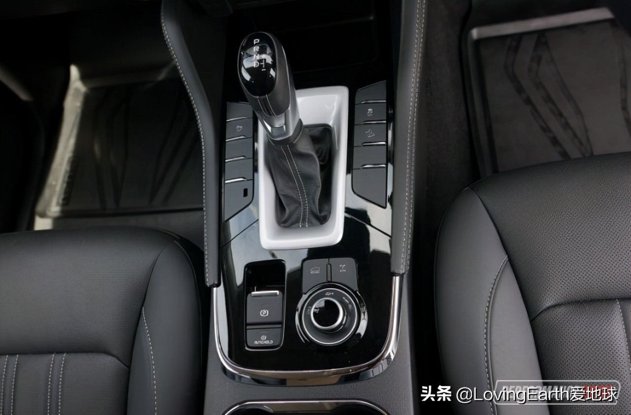 五十铃mux2023款柴油版试驾视频,2023款五十铃mux皮卡改装款