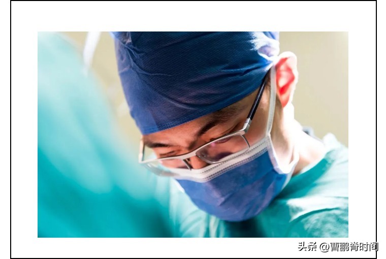 跳绳导致胸椎压缩性骨折,跳绳跳到肋骨脱臼