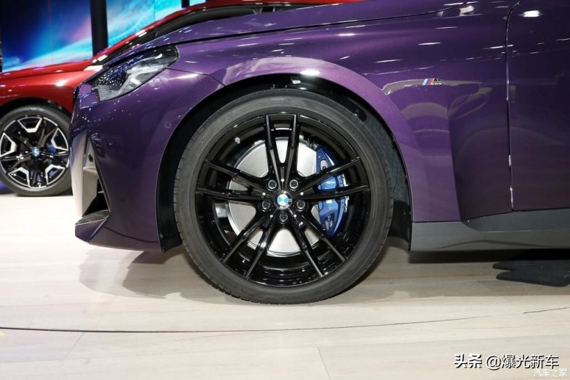 2022宝马2系两门轿跑车,2022款宝马2系225i曜夜版