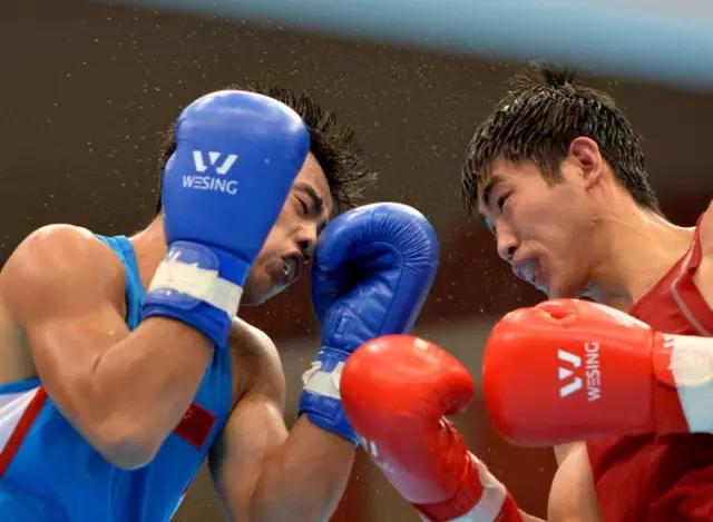 谷爱凌比赛时嘴里含的是什么“秘密*器武**”？