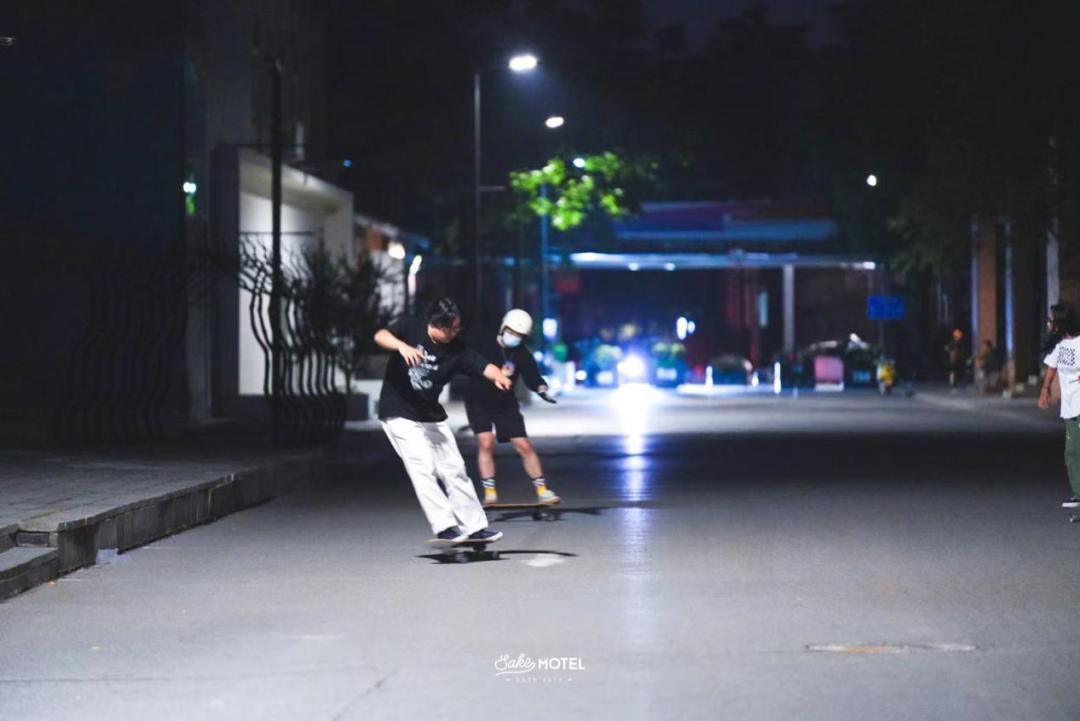 烧钱的小生意,小众又烧钱的运动