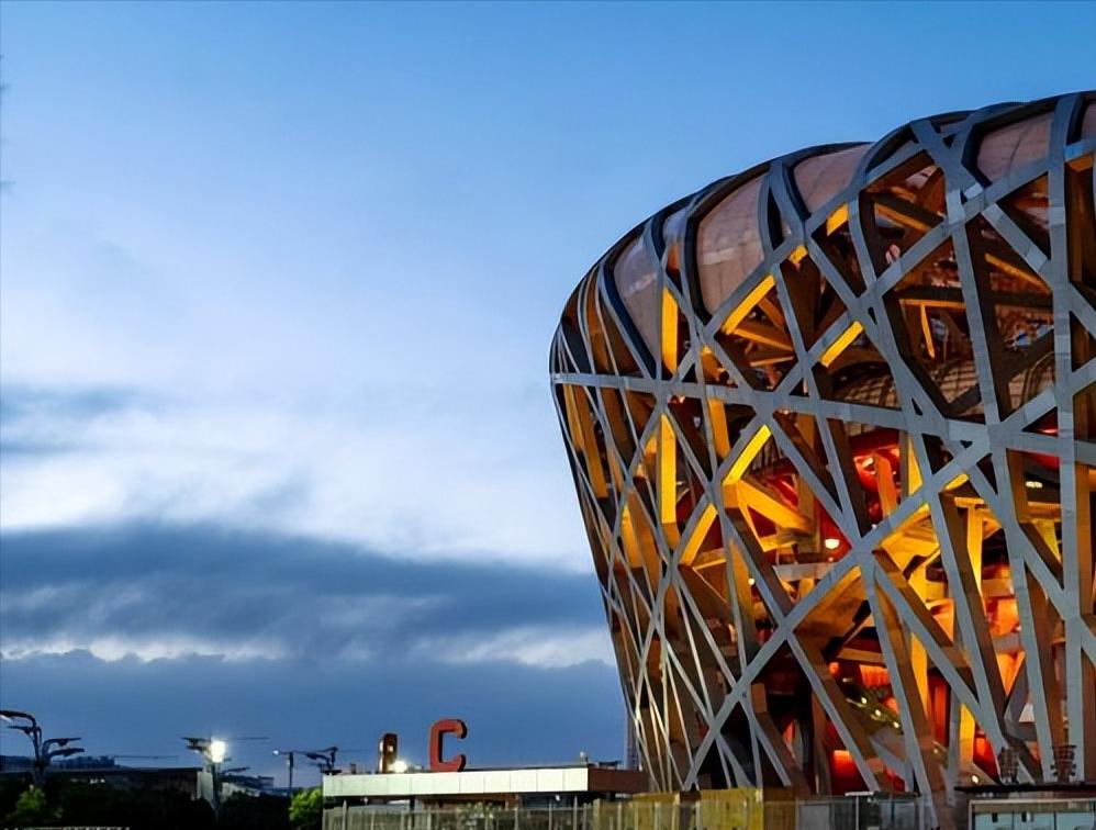 为什么鸟巢运营价值高,鸟巢为什么著名