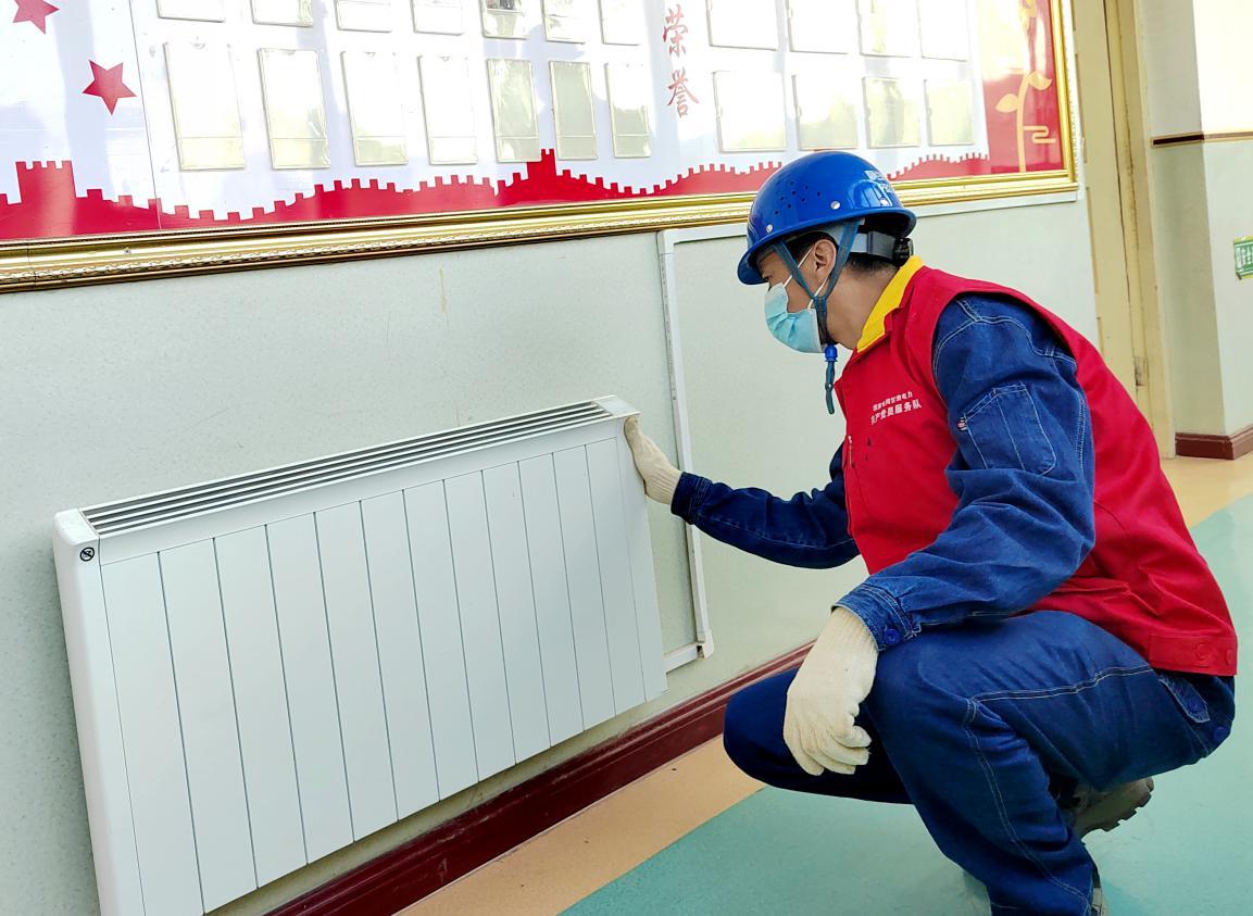 村开展冬季取暖清洁化改造工作,清洁取暖农村能源革命突破口