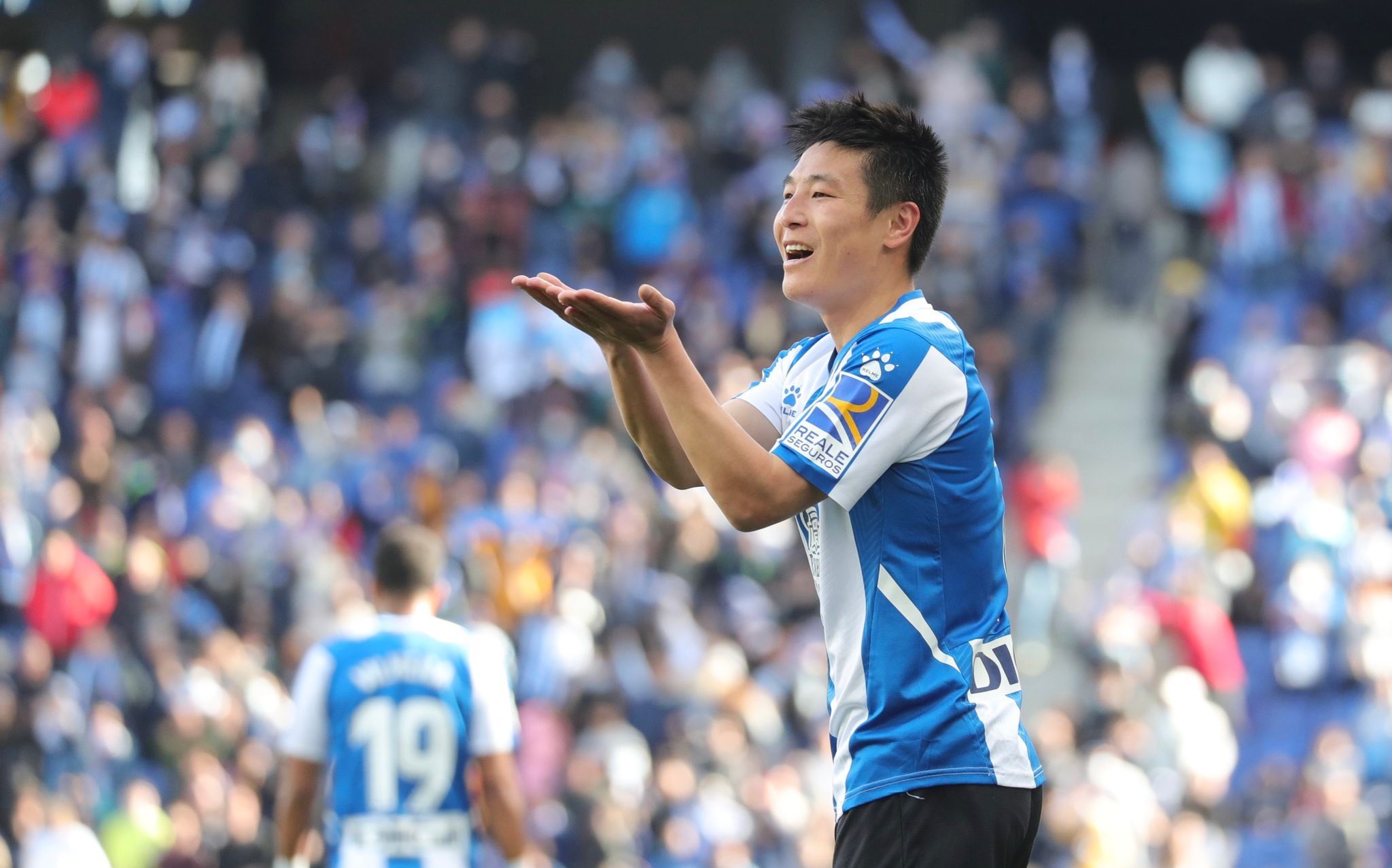 西班牙人降级武磊进球数,西班牙人结束连败武磊突入禁区