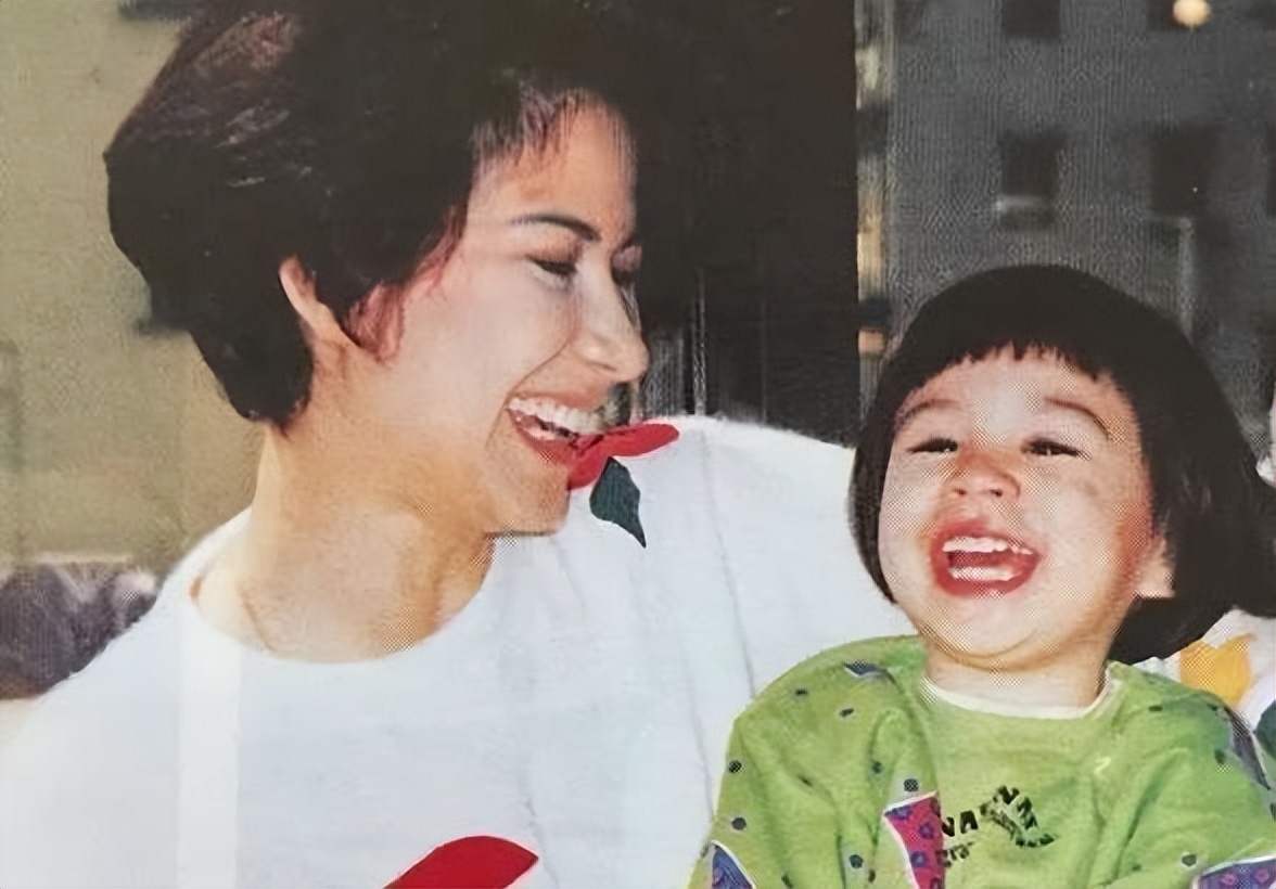 6位绝美女星个个伉俪情深：有为去世4年丈夫生女，有余生不再嫁