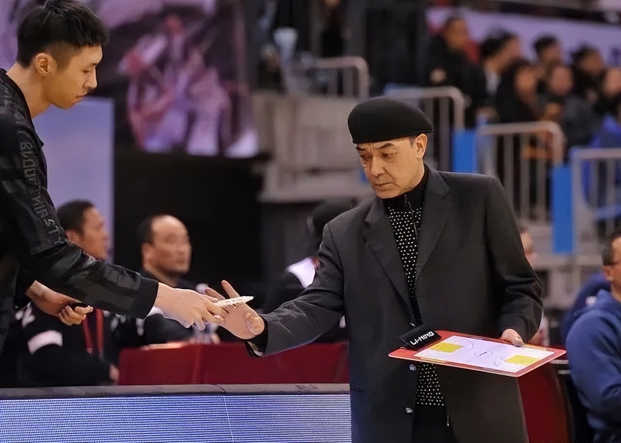 宁波主帅阿的江,阿的江老婆年轻照片