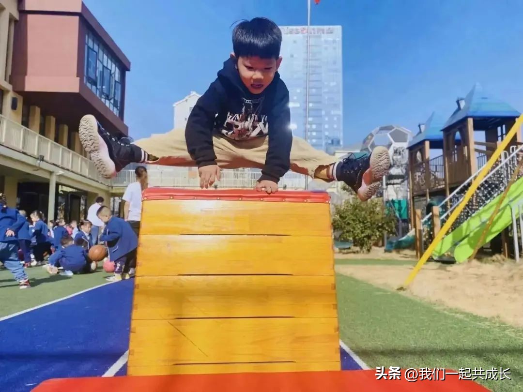 我们走过这一年——回眸济南市启明星幼儿园2022的追光路