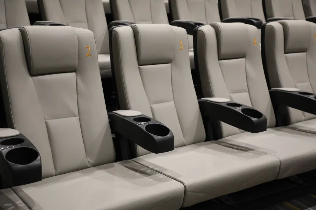 中影巨幕影城新店开业,中牟中影数字影城今日影讯