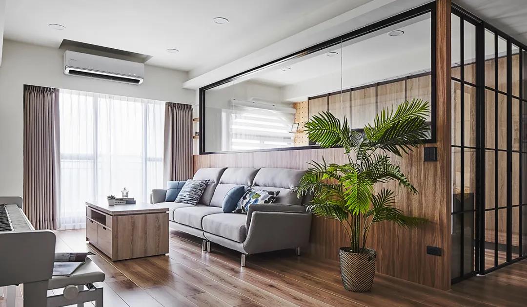 玻璃隔断在家居设计中的运用,半墙玻璃隔断好看又实用