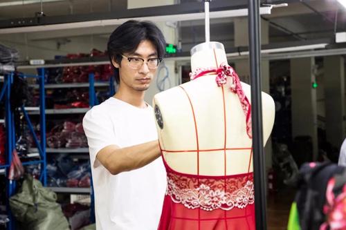 90后卖内衣赚3亿,90后内衣创业