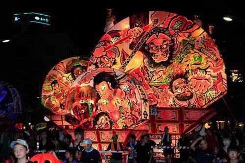 偷汉换韩，韩国人包装汉服成韩服牟利，外网掀起汉服之争