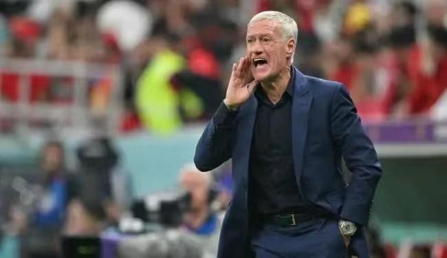 齐达内被罚下场法国人怎么看待,齐达内执教巴黎最新消息