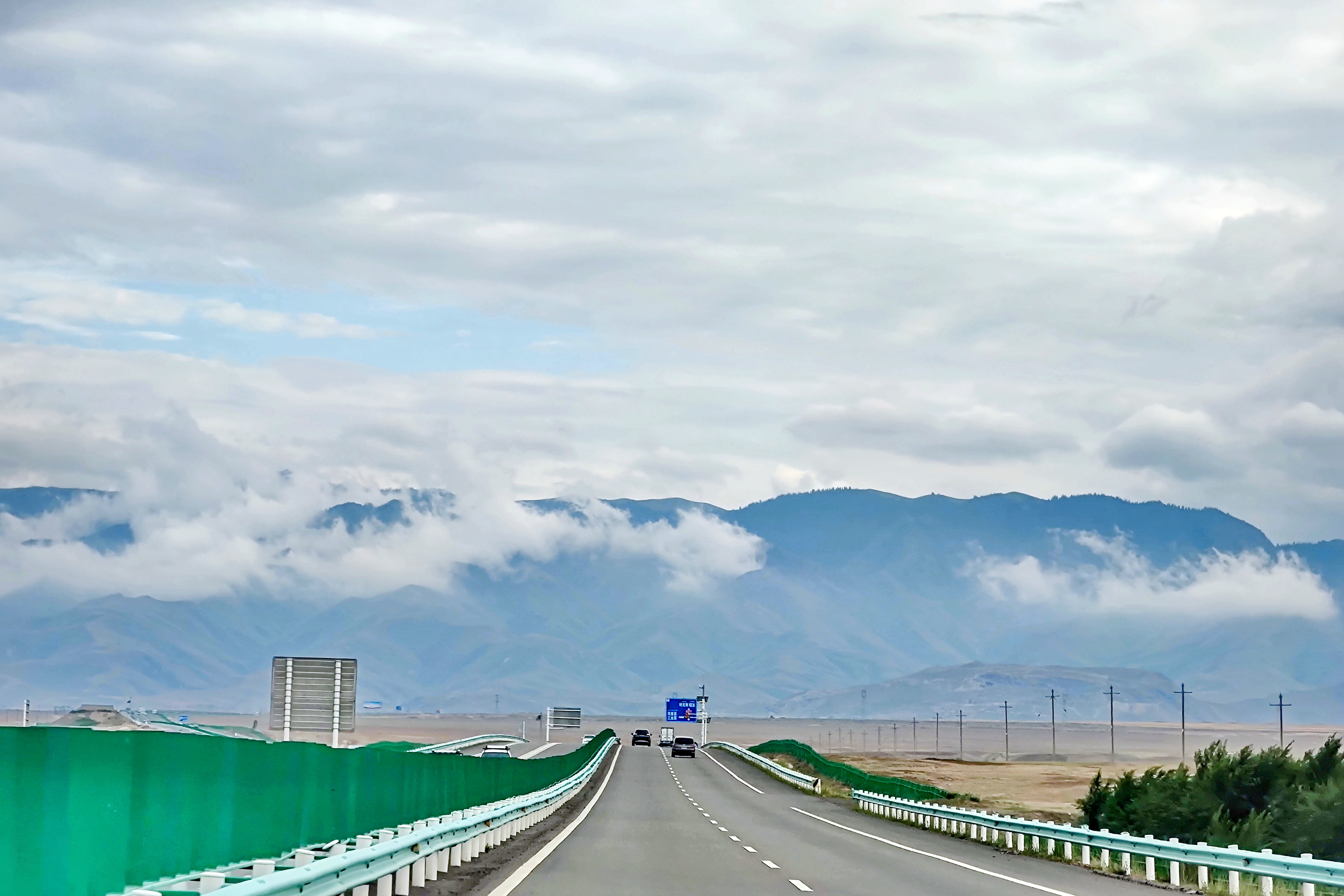 伊犁那拉提草原玩的有啥,伊犁那拉提草原是几级旅游景点