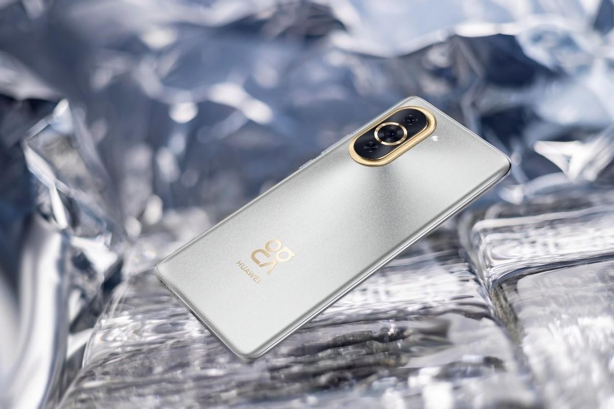 2699起售华为nova10新品价格公布,2699起华为nova10系列真香