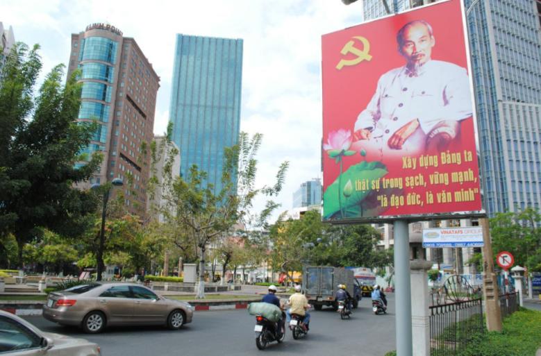 阿迪耐克搬到越南了吗,耐克和阿迪为什么把工厂迁到越南