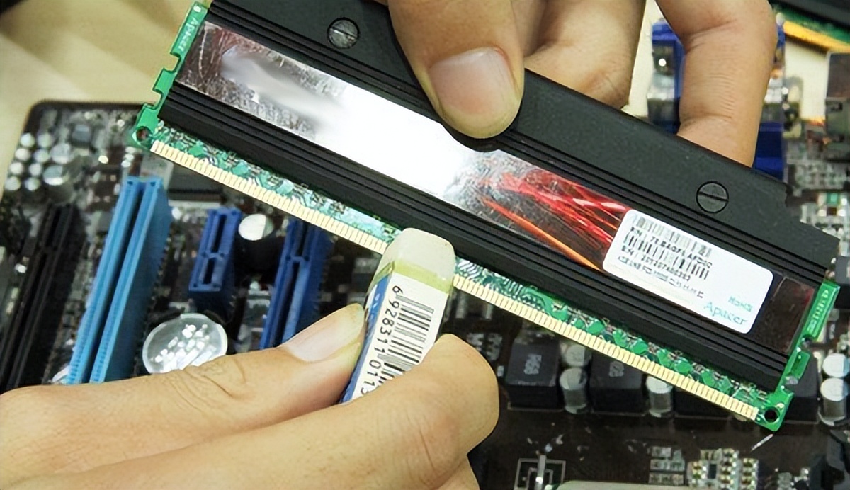 显卡常见故障原因以及维修方法,显卡故障征兆怎么解决的