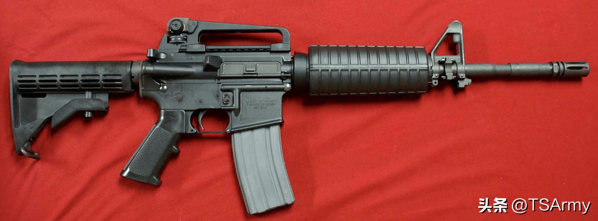 不同时期的香港警察的制服,香港警察都有枪吗