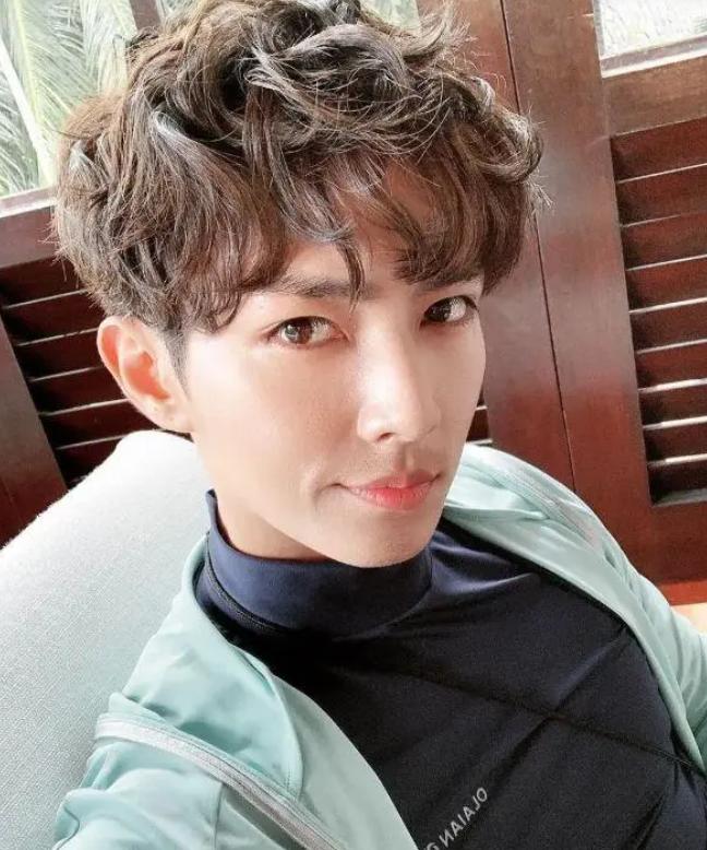 炎亚纶被曝光的原视频,炎亚纶的视频最新更新