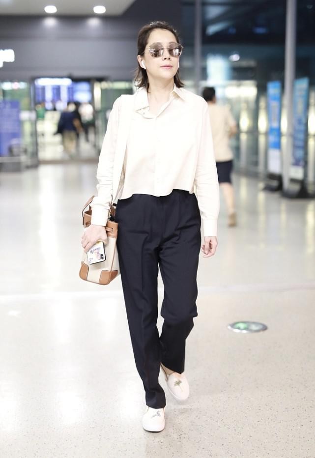 海清发型衣服搭配,海清的着装风格