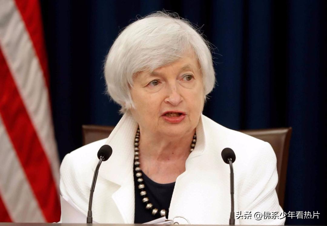 6300吨黄金到中国，美国惨败！美财长：愚蠢至极