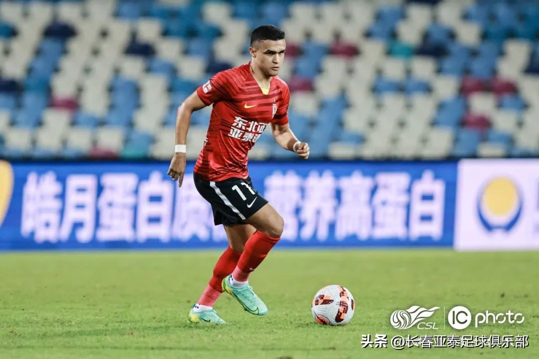 塞尔吉尼奥梅开二度,塞尔吉尼奥过人集锦