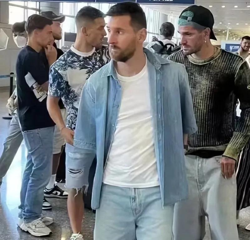 梅西带你回家,梅西呀原名