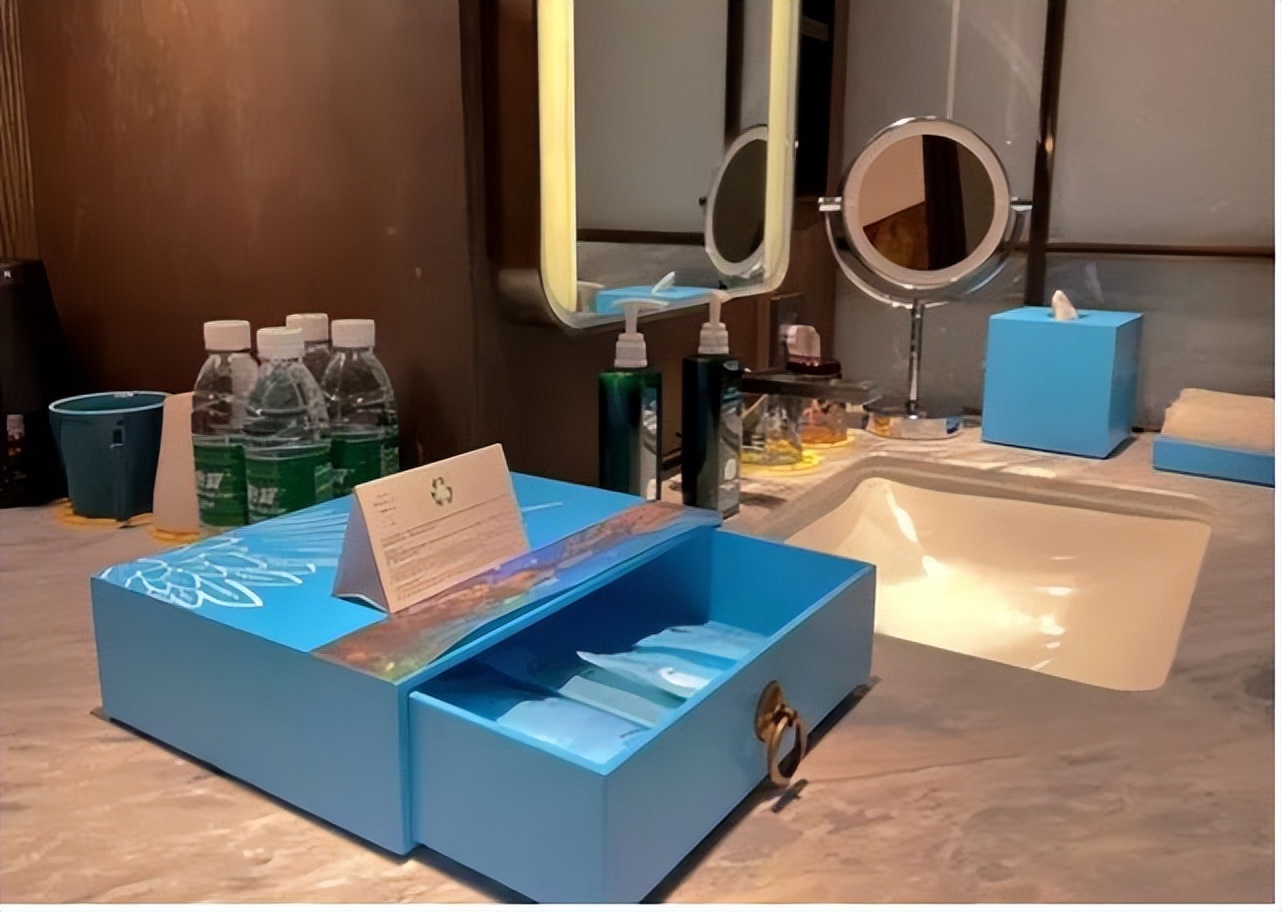 五一好去处仙境九寨沟,五一去天堂寨旅游