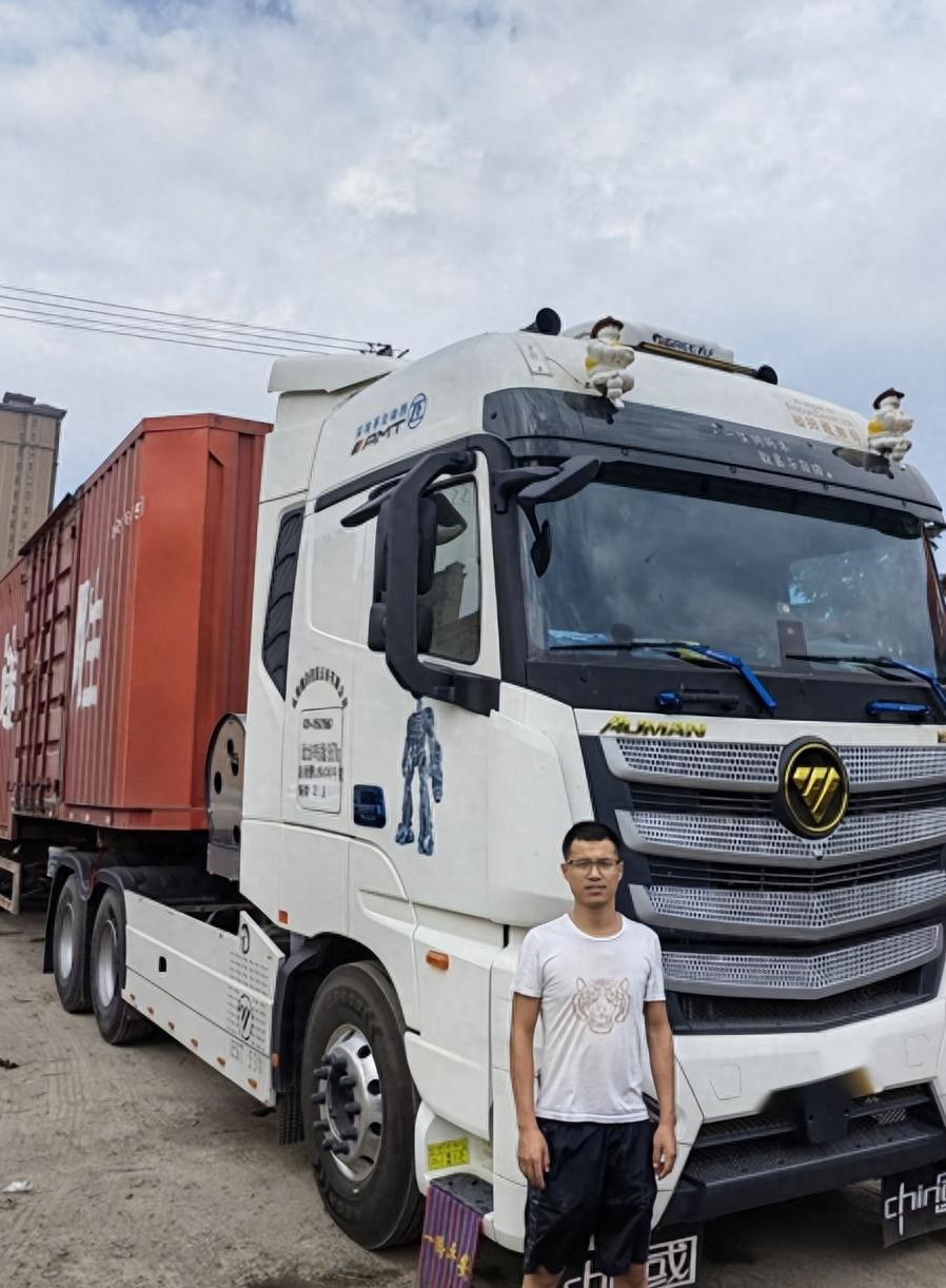 放心开放心赚！欧曼新EST530燃气车助张师傅快递运输提效增收！