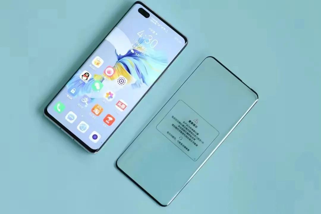 曲面屏手机到底贴什么膜好,华为mate40pro曲面水凝磨砂防窥膜