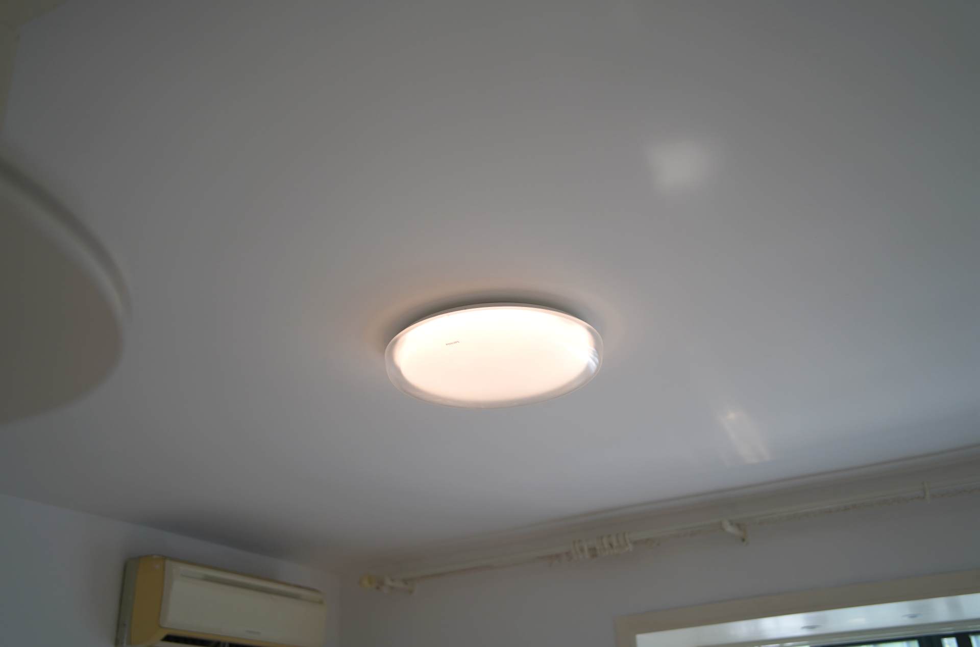 小户型也没有必要做全屋智能灯光,二手房客厅灯光改造