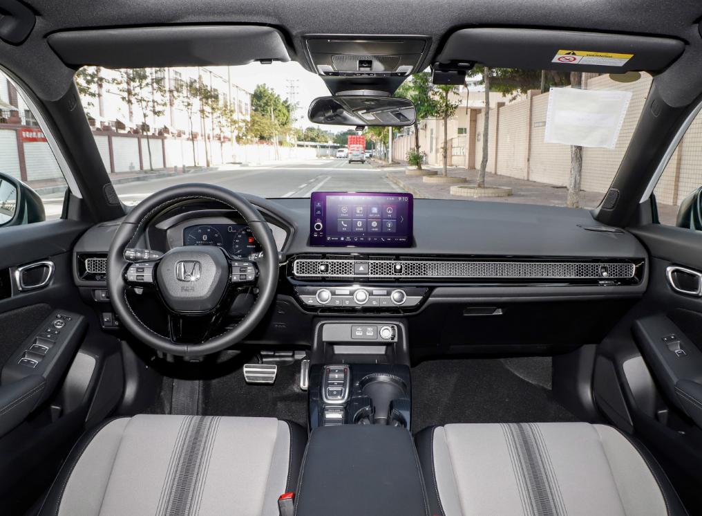 15万落地买什么suv好动力足空间大,不到15万这几款车兼顾家用和动力