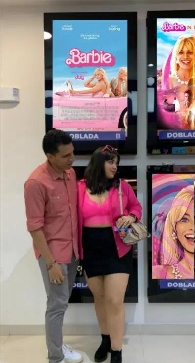 “芭本海默”火遍TikTok，明星网友疯狂整活，连诺兰都不放过？