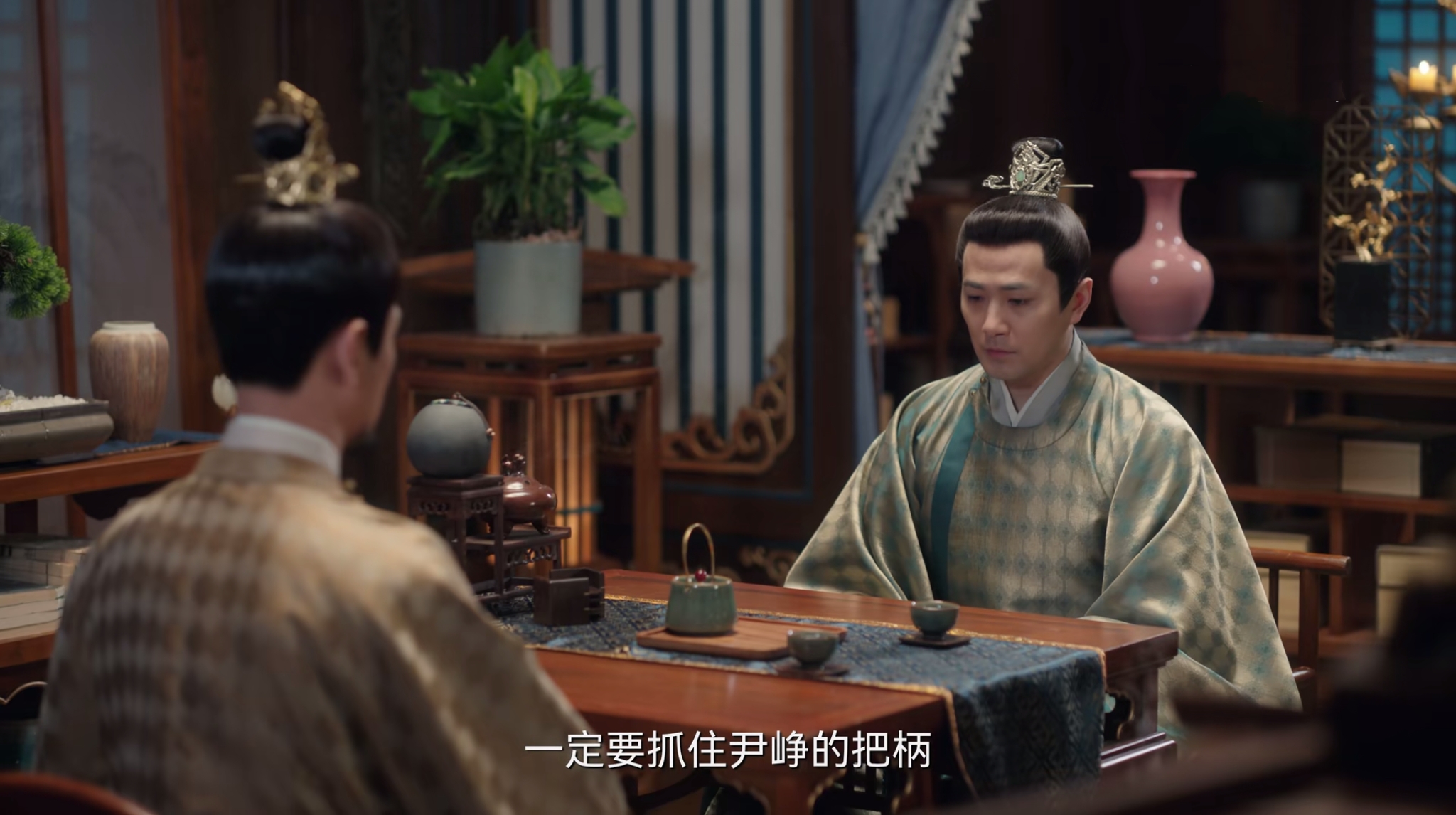 《卿卿日常》别瞎猜了：新川主不让老六升官，不是*压打**，是步暗棋