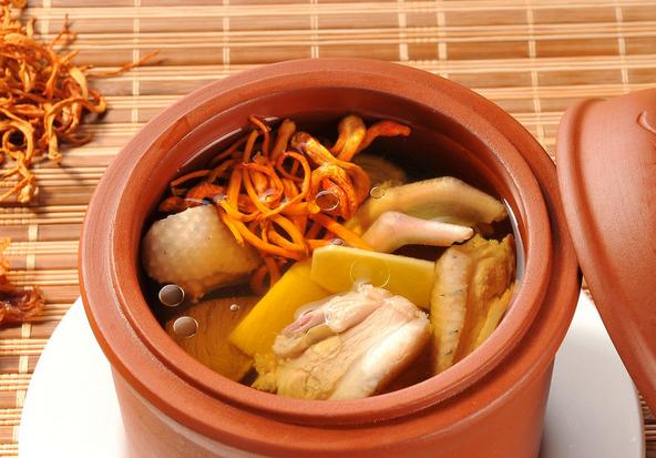 阿胶糕女人吃的好不好,阿胶糕女人吃的好处有哪些