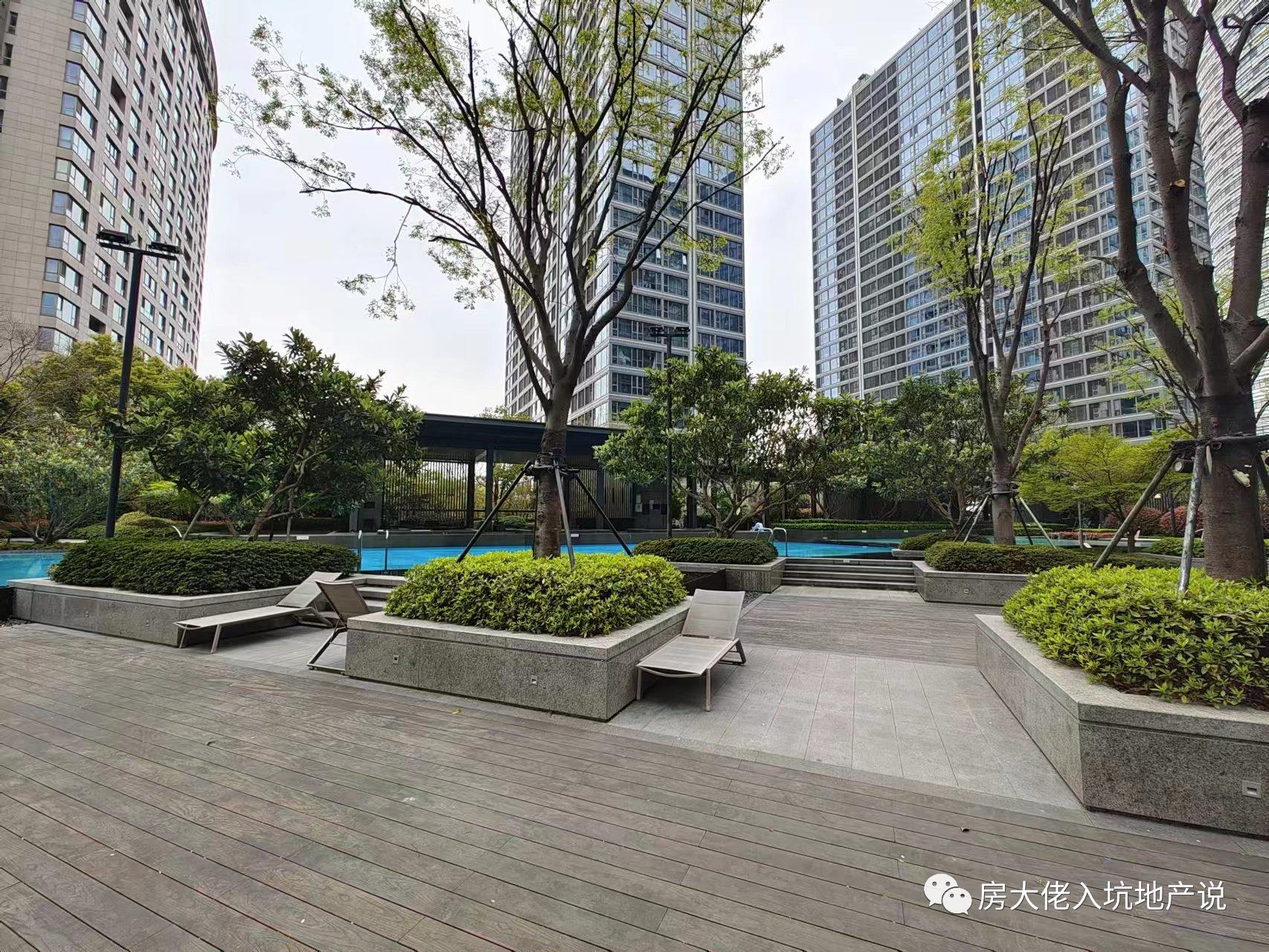 融创滨江壹号院平层江景房还卖吗 (中山南一路500弄 融创滨江壹号院)