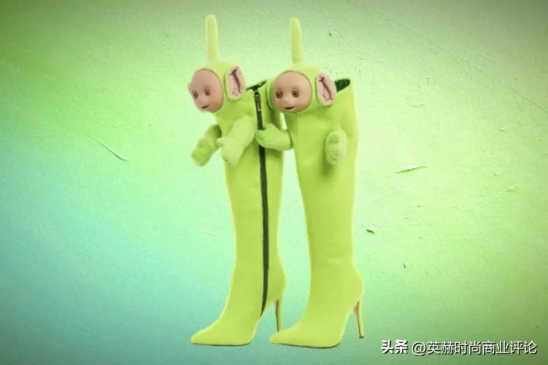 从「阿童木靴」到「马里奥鞋」，二次元席卷时尚界