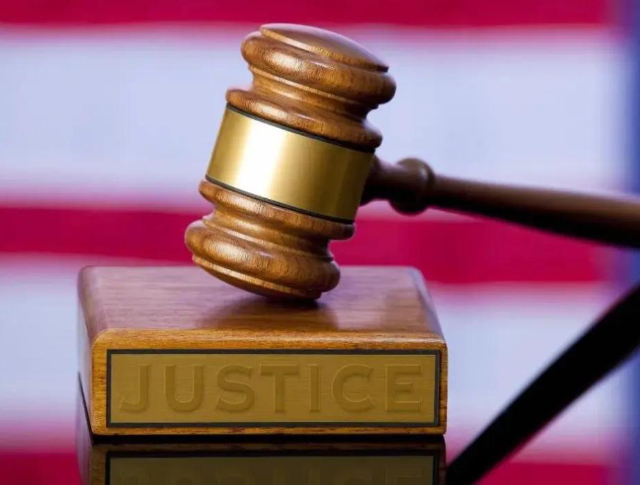 法律规定买到假货怎么赔偿,二手平台买到假货可以退一赔三吗