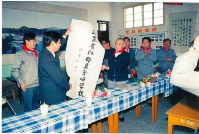 请再叫我一声哥哥原唱,请再叫我一声哥哥视频