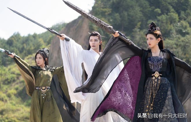 《重紫》从冷万里到引心魔，他爱而不得的执念，才是阴水仙的劫难