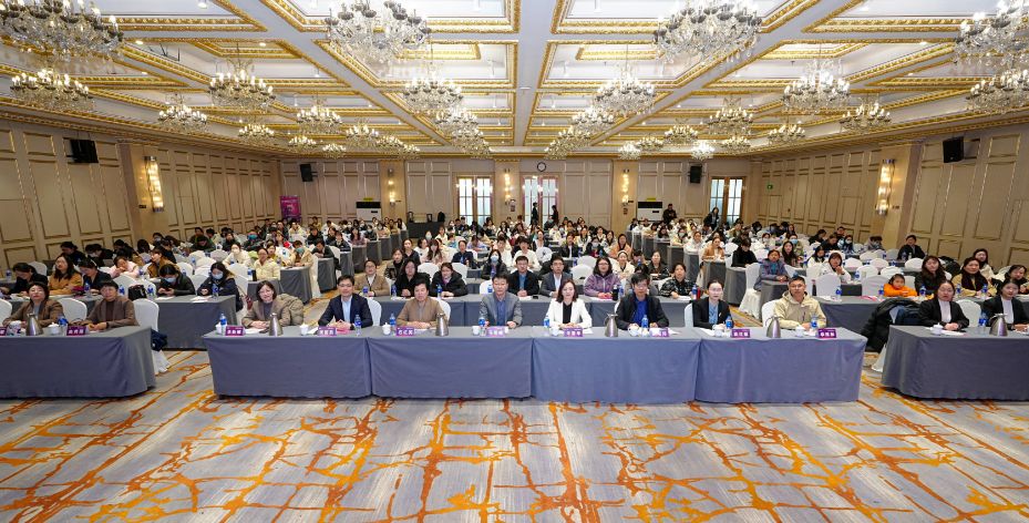 女性会感染什么病毒,女性感染病毒会不会有潜伏期