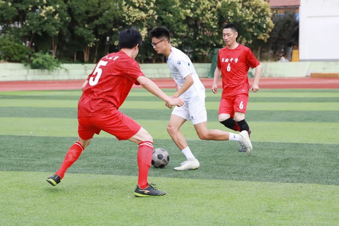 实验梧桐学校足球比赛,实验中学足球比赛