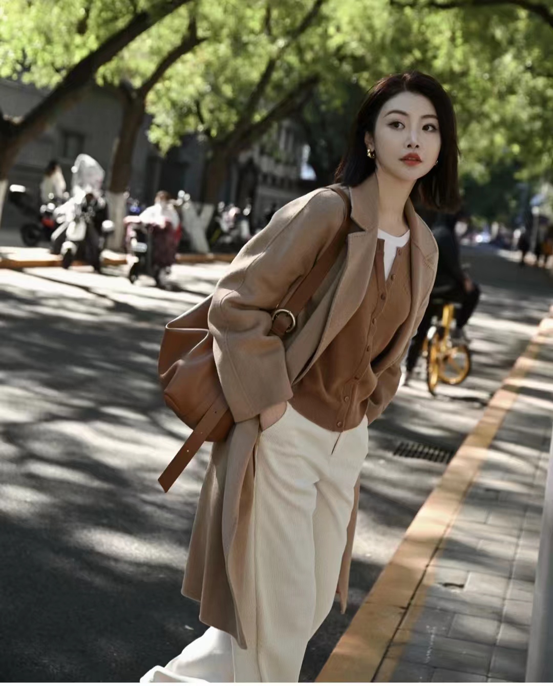 19套长款大衣内搭推荐,层次分明显高显瘦