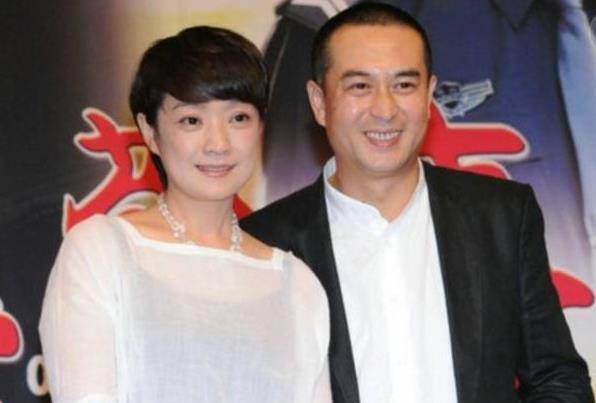 张嘉译的成长之路,张嘉译人生中两个女人