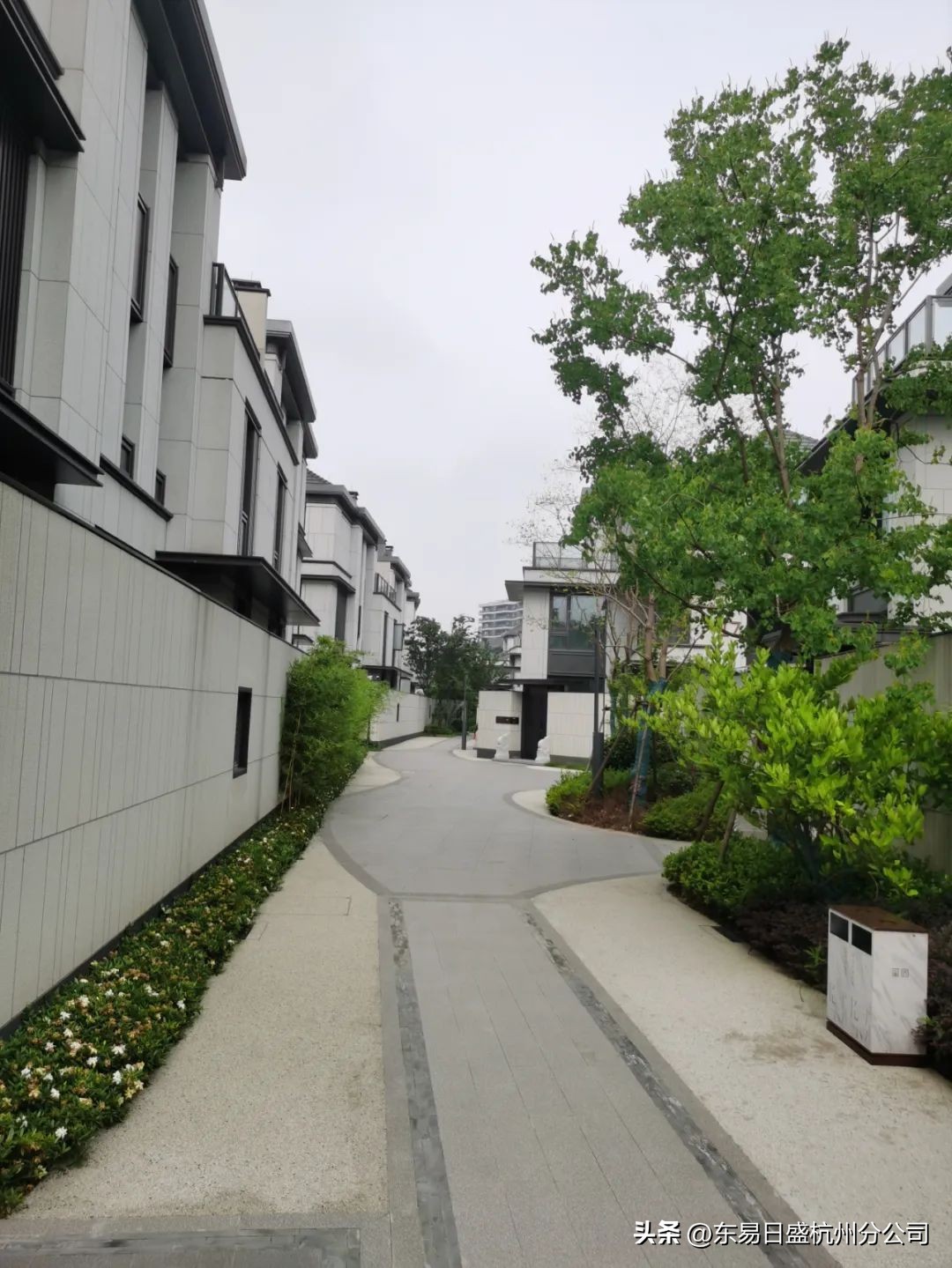 仲夏六月，美好将至|杭州东易日盛恭祝所有业主开工大吉！